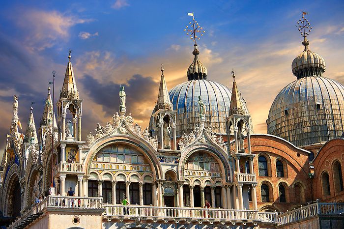 Vương cung thánh đường Thánh Máccô - St. Mark Cathedral - nhà thờ St Mark,Venice,Venezia,Vơ-ni-dơ,Thành phố sông nước lãng mạn bậc nhất châu Âu,Venexia,Venessia,Venise,thành phố kênh đào,thành phố sông nước,thành phố của các kênh đào,thành phố tình yêu,thành phố thần tiên của con tim,thành phố lãng mạn,thành phố nổi,thành phố mặt nạ,thành phố kênh rạch
