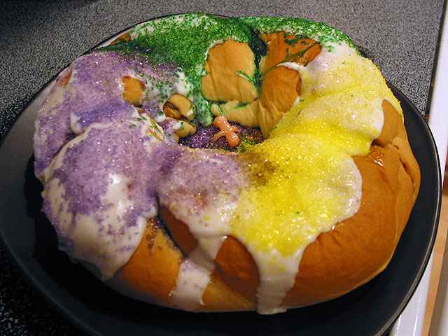 Bánh vua là gì,bánh vua,King cake là gì,King cake,kingcake,kings’ cake,king’s cake,three kings cake,Galette des rois,Dreikönigskuchen