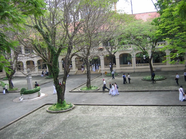 Trường Trung học Phổ thông Chuyên Lê Hồng Phong Thành phố Hồ Chí Minh,Trường Trung học Phổ thông Chuyên Lê Hồng Phong,Lê Hồng Phong High School for The Gifted,Trường Trung học Pétrus Ký