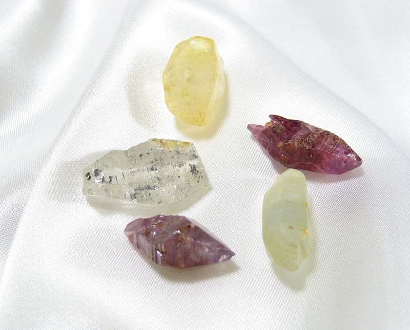 đá saphia,đá saphia xanh,saphia,xa-phia,xaphia,sapir,đá xa-phia,đá saphia đen,đá saphia là gì,đá xa-phia là gì,sapphire,đá sapphire là gì,sapphire là gì