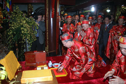 Khai ấn đền trần,lễ hội khai ấn đền Trần,lễ khai ấn đền Trần,đền Trần Nam Định,đền trần,ấn đền Trần