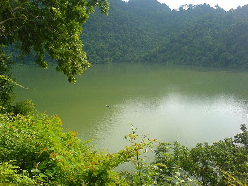 Hồ Ba Bể