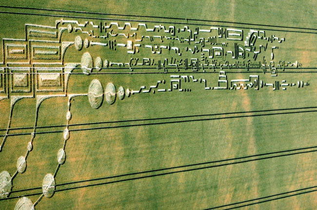 Những vòng tròn bí ẩn trên cánh đồng,Vòng tròn bí ẩn,Bí ẩn Crop circle,Crop circle,Kiệt tác trên cánh đồng