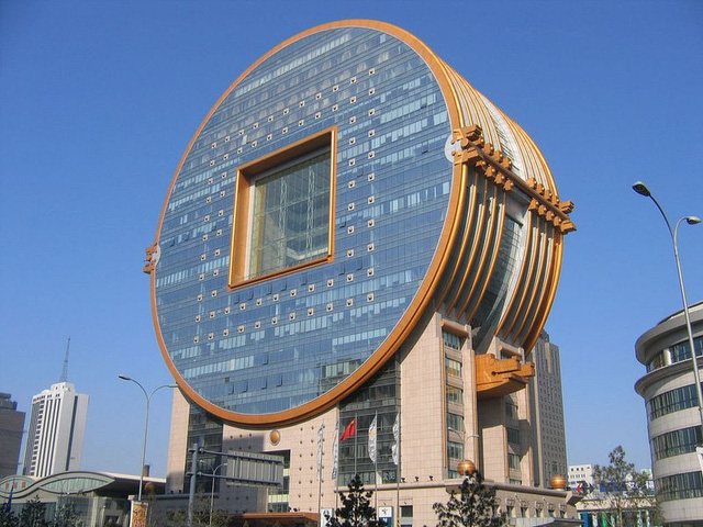 Những tòa nhà hình tròn kỳ lạ trên thế giới,Tòa nhà hình tròn,Tòa nhà,Hình dáng kì lạ,Kiến trúc độc đáo,Công trình kiến trúc
