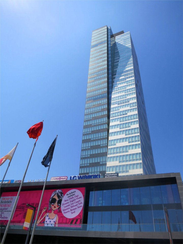 Tòa tháp mang tên Trump,Tháp Trump,Trump Tower