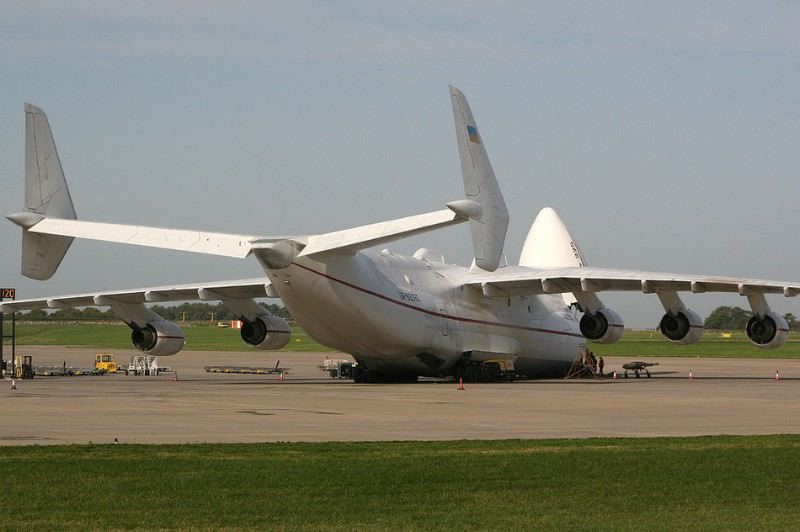 Máy bay vận tải lớn nhất thế giới,Máy bay vận tải An-225,Máy bay An-225,Máy bay vận tải