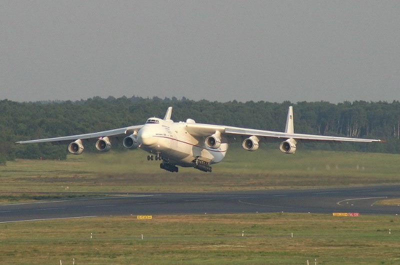 Máy bay vận tải lớn nhất thế giới,Máy bay vận tải An-225,Máy bay An-225,Máy bay vận tải