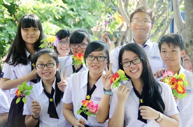 Giới trẻ đang góp phần làm phong phú thêm tiếng Việt,từ vựng tiếng Việt,đưa từ vào từ điển tiếng Việt,từ mới từ điển tiếng Việt,từ mới,ngôn ngữ tuổi teen,làm mới tiếng Việt,sự trong sáng của tiếng Việt,Có nên đưa 'chảnh', 'nổ' vào từ vựng tiếng Việt?