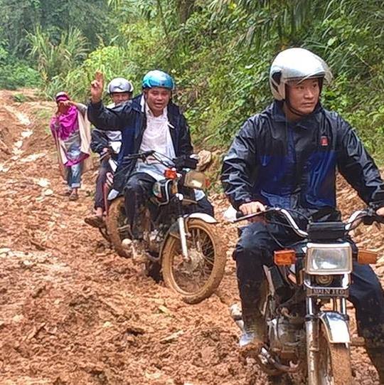 giáo viên vùng cao,con đường đến trường