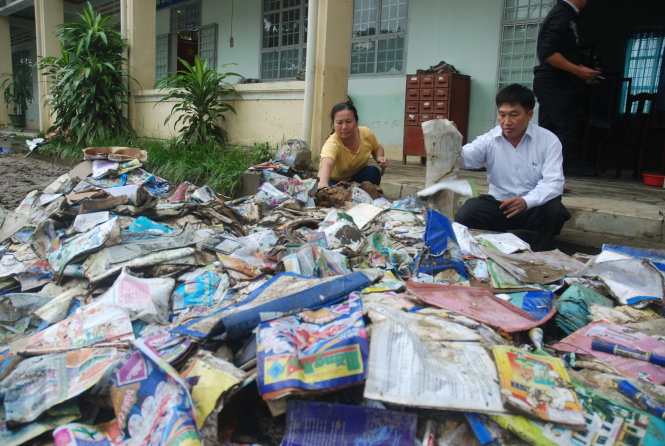 học sinh Bình Bịnh không còn sách vở đến trường sau lũ,Trường tiểu học số 2 Cát Tài,Trường tiểu học số 1 Cát Trinh,khắc phục hậu quả lũ lụt,hậu quả lũ lụt,50.000 học sinh Bình Bịnh không còn sách vở đến trường sau lũ