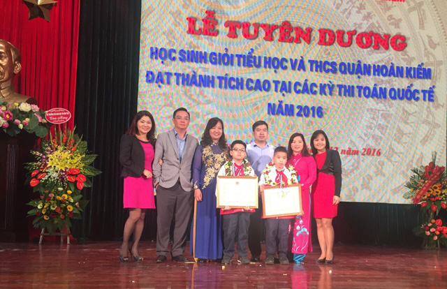 Tuyên dương học sinh đoạt giải