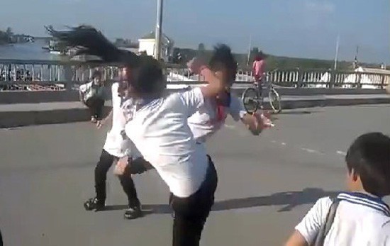 vi phạm đạo đức nhà giáo,ngăn chặn tình trạng học sinh đánh nhau,học sinh đánh nhau,an toàn trong các cơ sở giáo dục,Bộ trưởng yêu cầu chấn chỉnh vi phạm đạo đức nhà giáo, học sinh đánh nhau