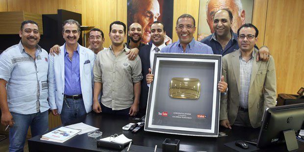 Nút vàng Youtube là gì,Nút bạc,Nút vàng,Nút kim cương,Nút bạc youtube,Nút vàng youtube,Nút kim cương youtube,Play bạc,Play vàng,Play kim cương,Nút play bạc,Nút play vàng,Nút Play kim cương,Youtube