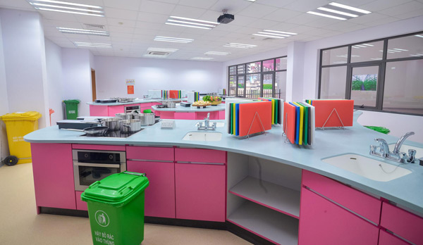 Trường TH,TH School,Trường học tiêu chuẩn quốc tế
