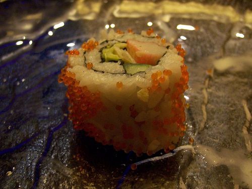 Makizushi,Cách làm Sushi,làm suchi như thế nào,sushi là gì,Sushi,câu hỏi ẩm thực,sashimi,nguồn gốc sushi