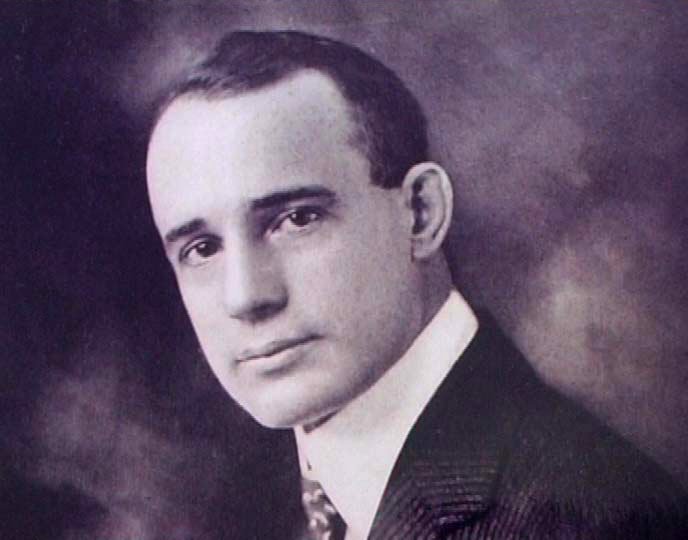 Napoleon Hill,tự kỷ ám thị là gì,tự kỷ ám thị,tự kỷ,Autosuggestion,What is Autosuggestion,