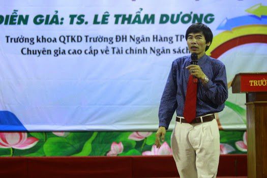Tiến sĩ Lê Thẩm Dương,Lê Thẩm Dương,Video về tiến sĩ Lê Thẩm Dương,Trưởng khoa Quản trị kinh doanh Đại học Ngân hàng TP.Hồ Chí Minh
