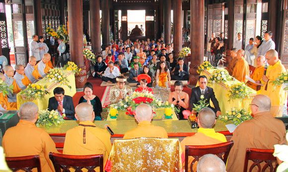 lễ hằng thuận là gì,hằng thuận là gì,ý nghĩa của lễ hằng thuận,lịch sử lễ hằng thuận,nghi thức lễ hằng thuận,hằng thuận,lễ cưới ở chùa theo nghi thức của Phật giáo,lễ hằng thuận có từ khi nào