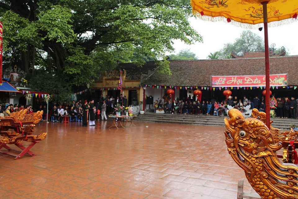 Đền Dầm (Xâm Dương - Ninh Sở - Thường Tín - Hà Nội),Đền Dầm,Lễ hội Đền Dầm,Đền Dầm - Hà Nội,Lịch sử đền Dầm,vì sao lại có tên gọi đền Dầm,truyền thuyết đền Dầm