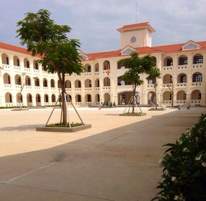 Trung học Phổ thông Kim Sơn B,Trung học Phổ thông Kim Sơn B Ninh Bình,Khánh thành THPT Kim Sơn B,Khánh thành THPT Kim Sơn B,Chủ tịch nước Trần Đại Quang dự lễ khánh thành THPT Kim Sơn B