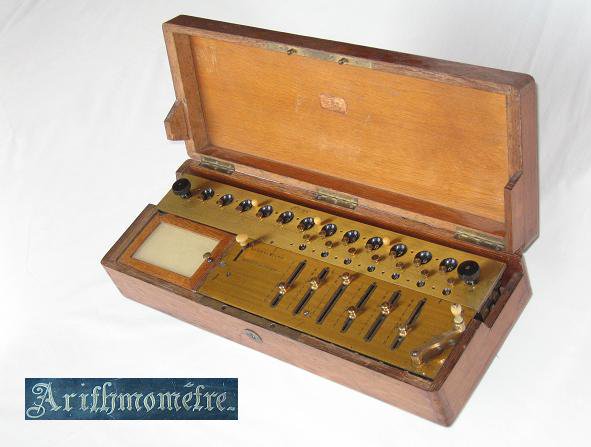 Máy cộng dồn tích Arithmomètre​
