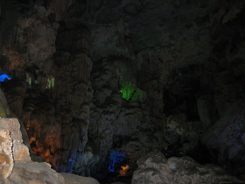 Từ một ngách động,Động Vân Trình (Nho Quan - Ninh Bình),Động Vân Trình,Nho Quan - Ninh Bình,Nho Quan,Ninh Bình