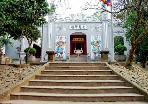 Đền Thượng.