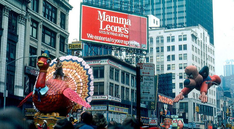Diễn hành Lễ Tạ ơn của Macy tại New York năm 1979,lễ tạ ơn là gì,lễ tạ ơn vào ngày nào,sự tích lễ tạ ơn,ý nghĩa lễ tạ ơn,lễ tạ ơn ở nước nào,món ăn trong lễ tạ ơn là gì,món ăn trong lễ tạ ơn,lễ tạ ơn,What is Thanksgiving,Thanksgiving