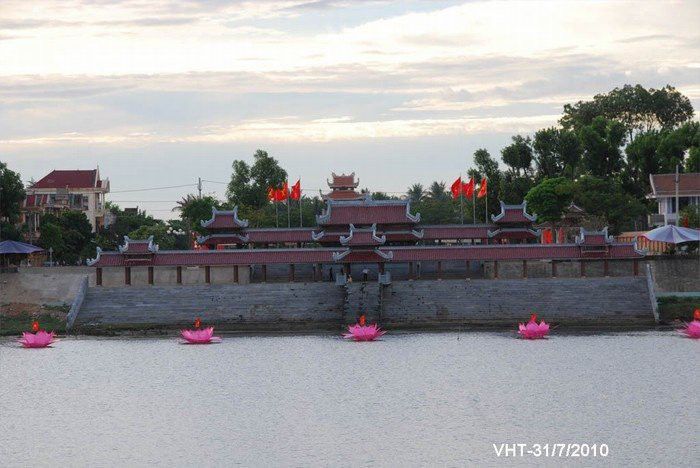 Bến thả hoa đăng bên sông Thạch Hãn,Thành cổ Quảng Trị - Quá khứ hào hùng,Thành cổ Quảng Trị,Du lịch thành cổ Quảng Trị,Khám phá thành cổ Quảng Trị