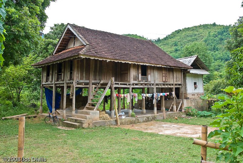 Nhà sàn ở Mai Châu