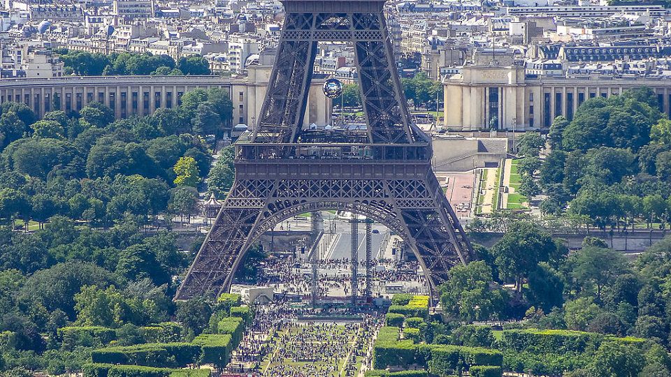 Tháp Eiffel - Biểu tượng của nước Pháp và Paris,Tháp Eiffel,Biểu tượng của nước Pháp,Biểu tượng của Paris