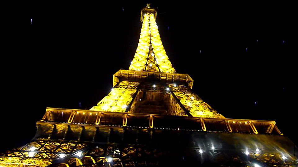 Tháp Eiffel - Biểu tượng của nước Pháp và Paris,Tháp Eiffel,Biểu tượng của nước Pháp,Biểu tượng của Paris
