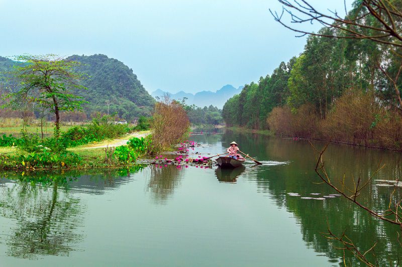 Suối Yến,Chùa Hương