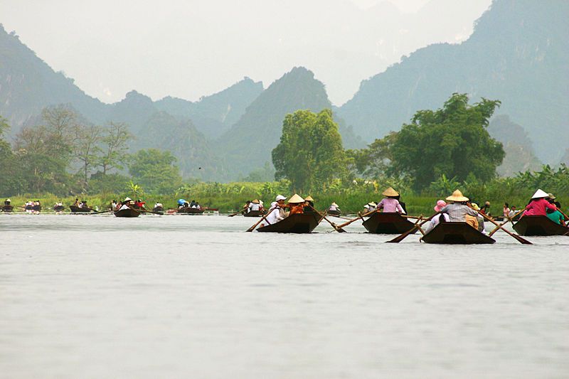 Suối Yến,Chùa Hương - Hà Nội,Chùa Hương,Hương Sơn,Quần thể chùa Hương,Lễ hội chùa Hương,Du lịch chùa Hương