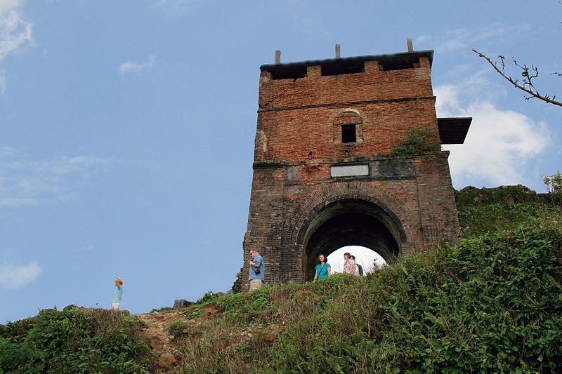 Di tích Hải Vân Quan