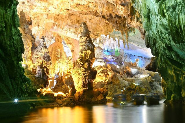 Phong Nha - Kỳ quan đệ nhất động,Động Phong Nha - Quảng Bình