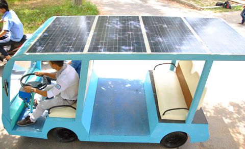 Xe chạy bằng năng lượng mặt trời