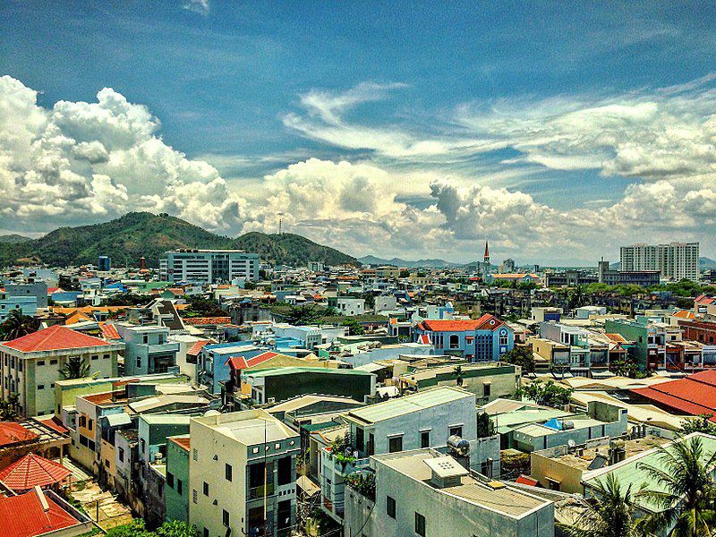 Thành phố Quy Nhơn nhìn từ trên cao
