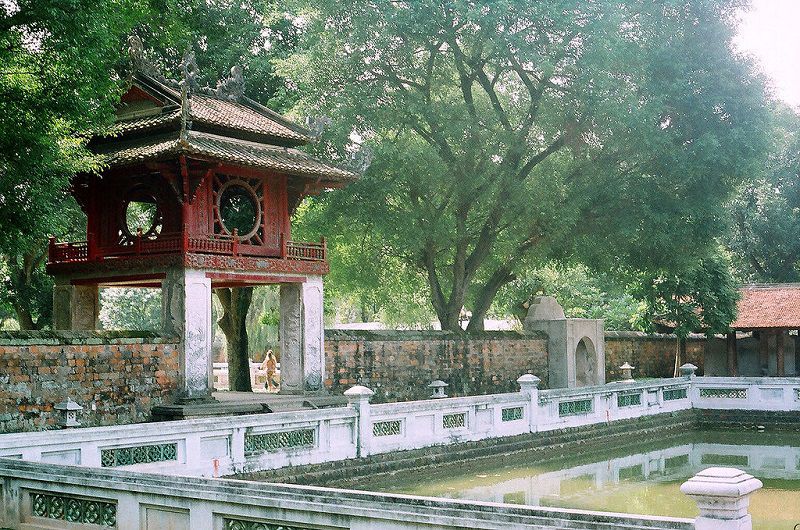 Khuê Văn Các - Thiên quang tỉnh, nơi giao hoà của đất trời,Văn Miếu - Quốc Tử Giám - Trường Đại học đầu tiên của Việt Nam,Văn Miếu - Quốc Tử Giám,Văn Miếu,Quốc Tử Giám