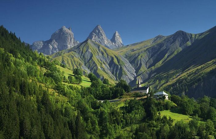 Dãy núi Dolomites (Ý),Dolomites,Khám phá vẻ đẹp của dãy núi Dolomites