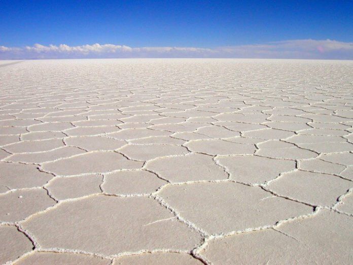 Khám phá cánh đồng muốn lớn nhất thế giới Salar de Uyuni ở Bolivia,cánh đồng muốn lớn nhất thế giới,Salar de Uyuni - Bolivia