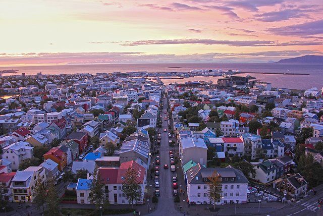 Xuất bản nhiều sách nhất thế giới,Những điều thú vị và tuyệt vời ở Băng Đảo Iceland,Du lịch Iceland,Băng đảo Iceland