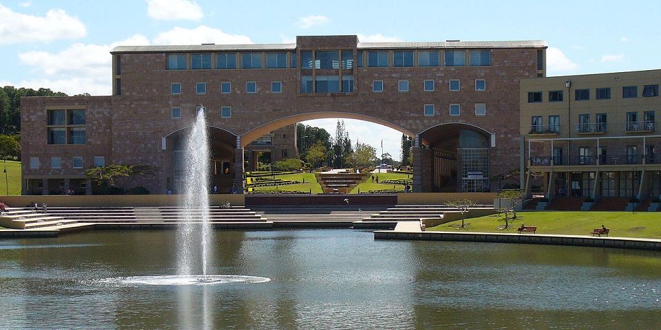 Đại học Bond ở gần hồ Varsity,Gold Coast - Thành phố Bờ Biển Vàng của Úc (Australia),Thành phố Gold Coast,Gold Coast - Australia,Thành phố Bờ Biển Vàng,Du lịch Gold Coast