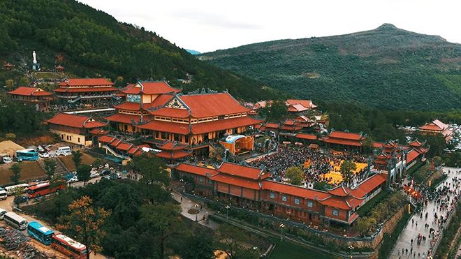 Chùa Ba Vàng ở Uông Bí - Quảng Ninh,Oan gia trái chủ là gì,Oan gia trái chủ