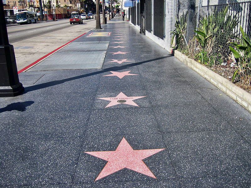đại lộ danh vọng là gì,đại lộ danh vọng,đại lộ Danh vọng Hollywood,đại lộ Danh vọng Hollywood là gì,Hollywood Walk of Fame,đại lộ Hollywood,đại lộ Hollywood và phố Vine ở Hollywood,những ngôi sao trên đại lộ danh vọng,hình ảnh ngôi sao đại lộ danh vọng,hình ảnh đại lộ danh vọng,ngôi sao đại lộ danh vọng mang ý nghĩa gì,ý nghĩa của ngôi sao trên đại lộ danh vọng