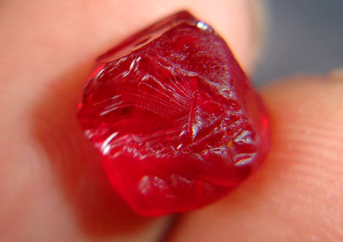 Hồng ngọc,ngọc đỏ,đá đỏ,đá đỏ Ruby,đá đỏ Rubi,đá đỏ Quỳ Châu,Rubin,Ruby