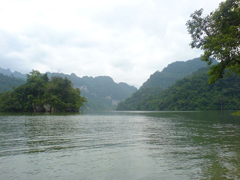 Hồ Ba Bể