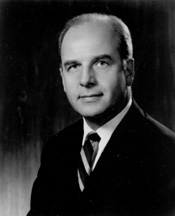 Gaylord Nelson,Ngày Trái Đất là gì,ngày Trái Đất là ngày nào,thế nào là ngày trái đất,ngày Trái Đất,ngày trái đất 22 tháng 4