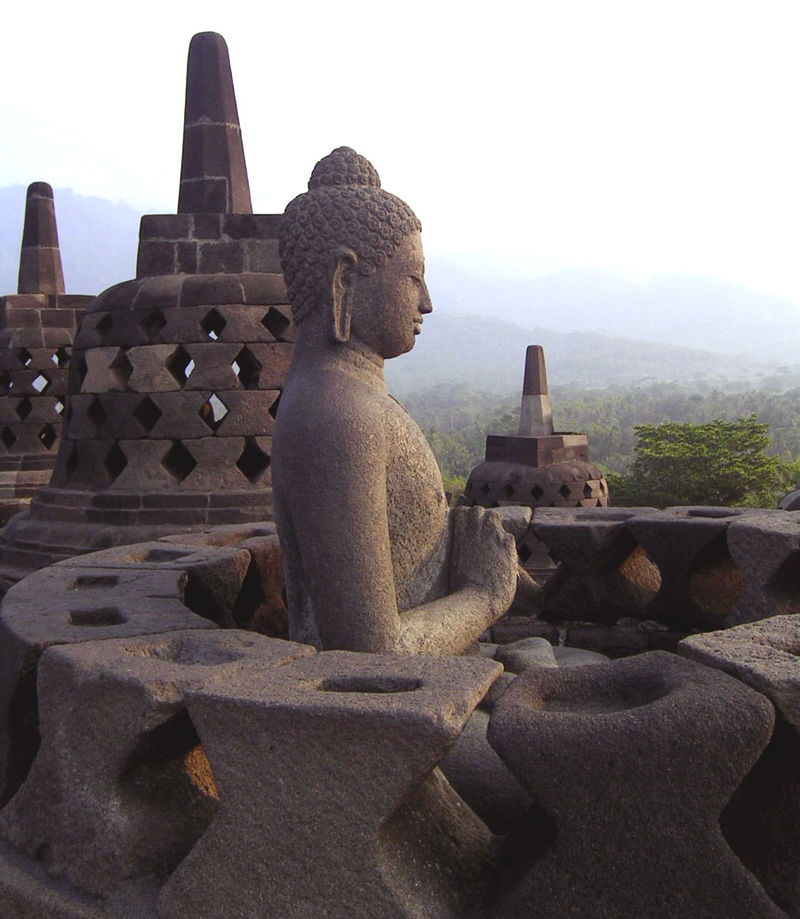 Tượng Phật tại Borobudur, Indonesia