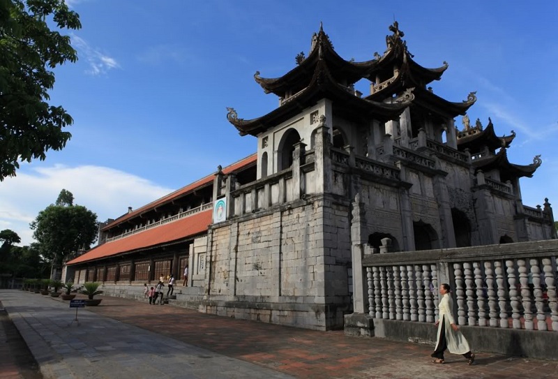 Nhà thờ đá Phát Diệm,nhà thờ đá,hình ảnh nhà thờ đá Phát Diệm,nhà thờ đá Phát Diệm Kim Sơn Ninh Bình,nhà thờ đá Phát Diệm noel,lịch sử nhà thờ đá Phát Diệm